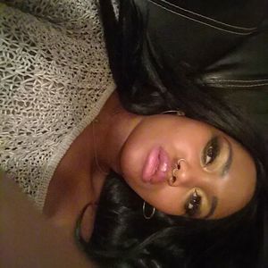 Meet your Posher, Camielle